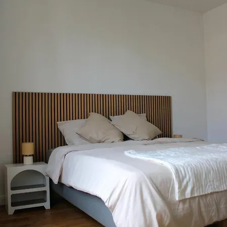Au Coeur De La Cite Des Sacres Appartement *