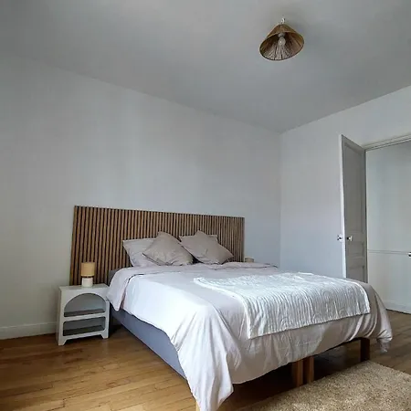 Au Coeur De La Cite Des Sacres Appartement