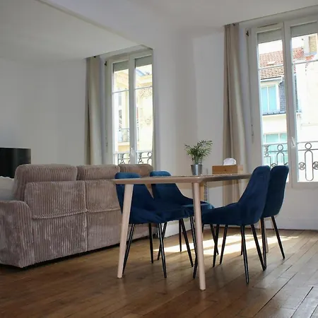 Au Coeur De La Cite Des Sacres Appartement